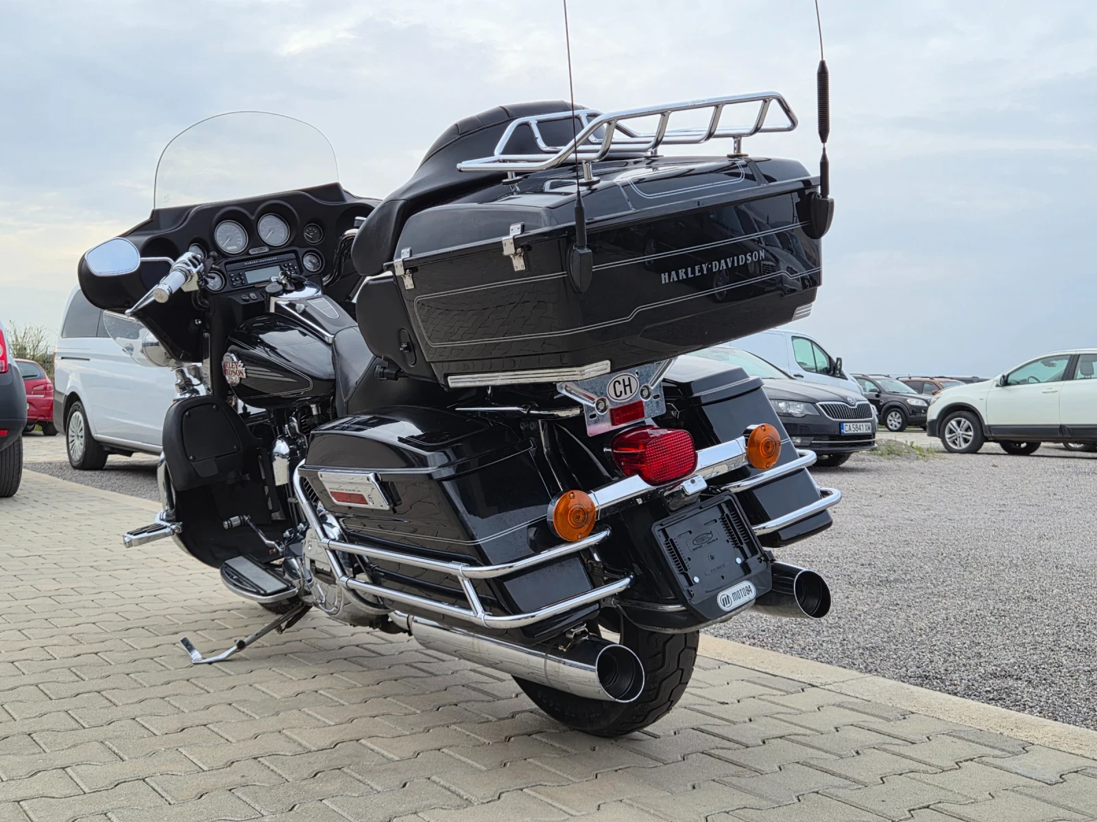 Harley-Davidson Electra Glide Classic 96 inch 52000 км., снимка 6 - Мотоциклети и мототехника - 54207746