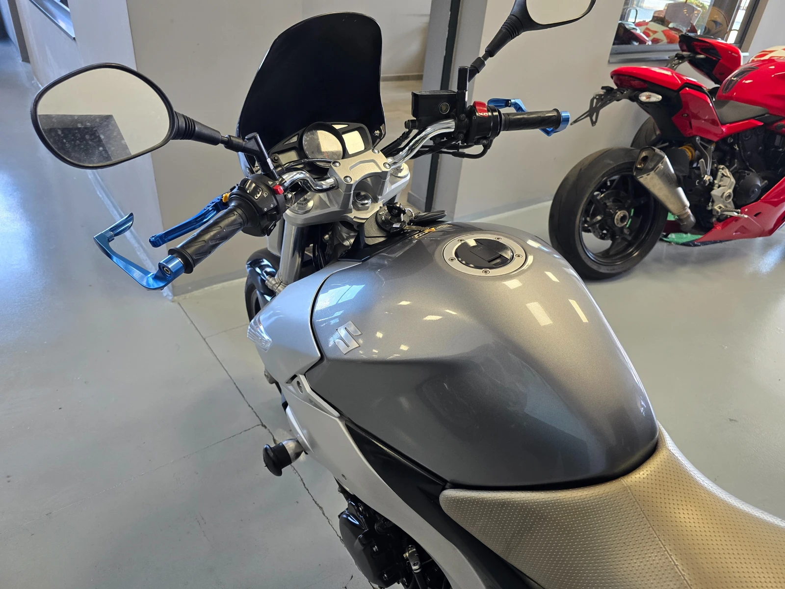 Suzuki Gsr 600ie, 2006г., снимка 9 - Мотоциклети и мототехника - 55592570