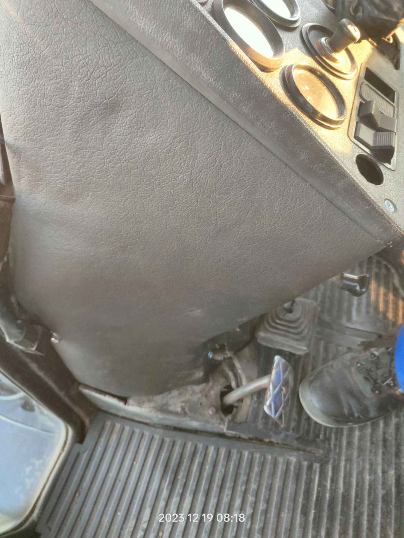   82 44 | Mobile.bg   12