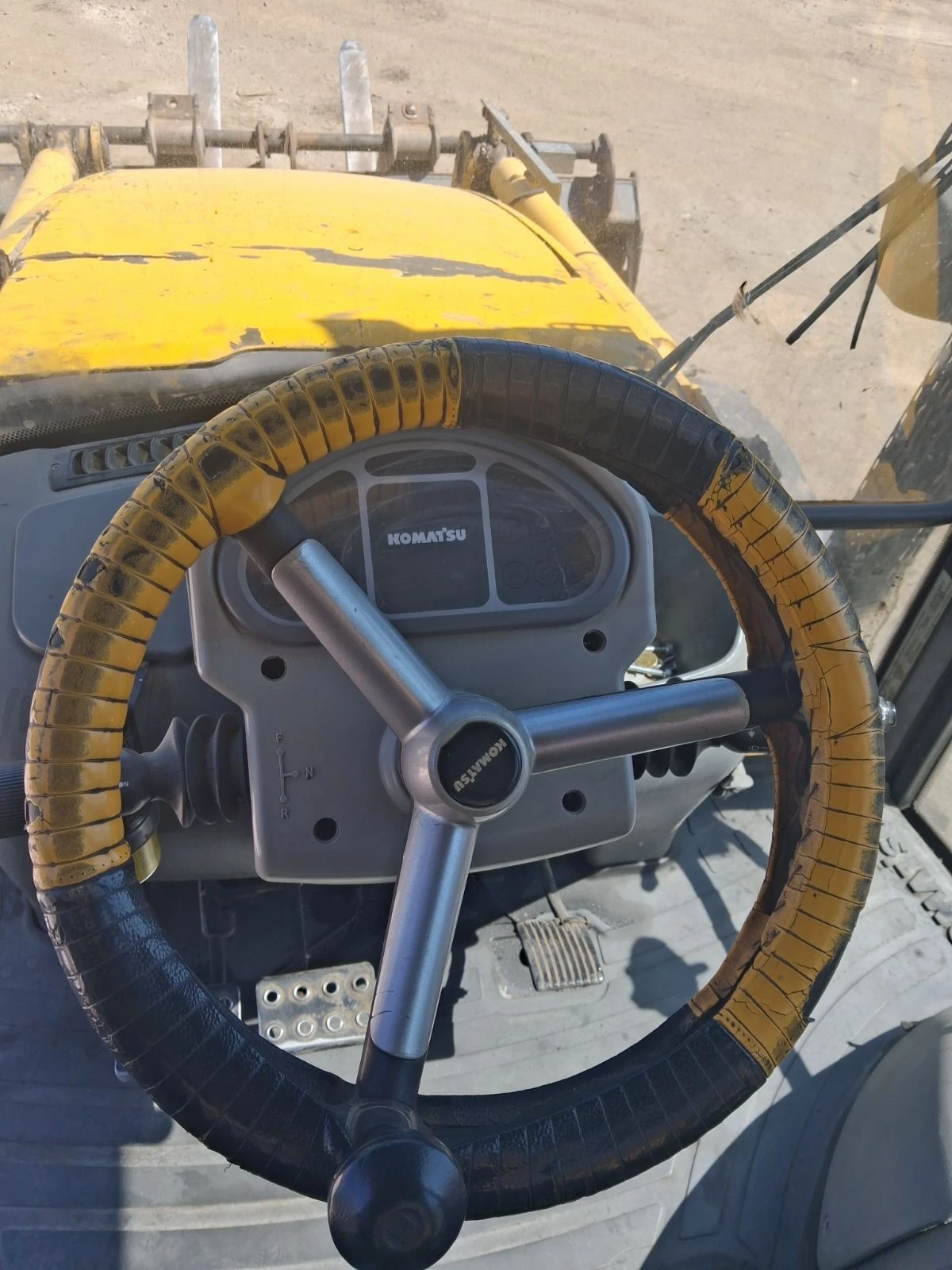 Багер Komatsu WB 97R-5, снимка 6 - Индустриална техника - 56279228