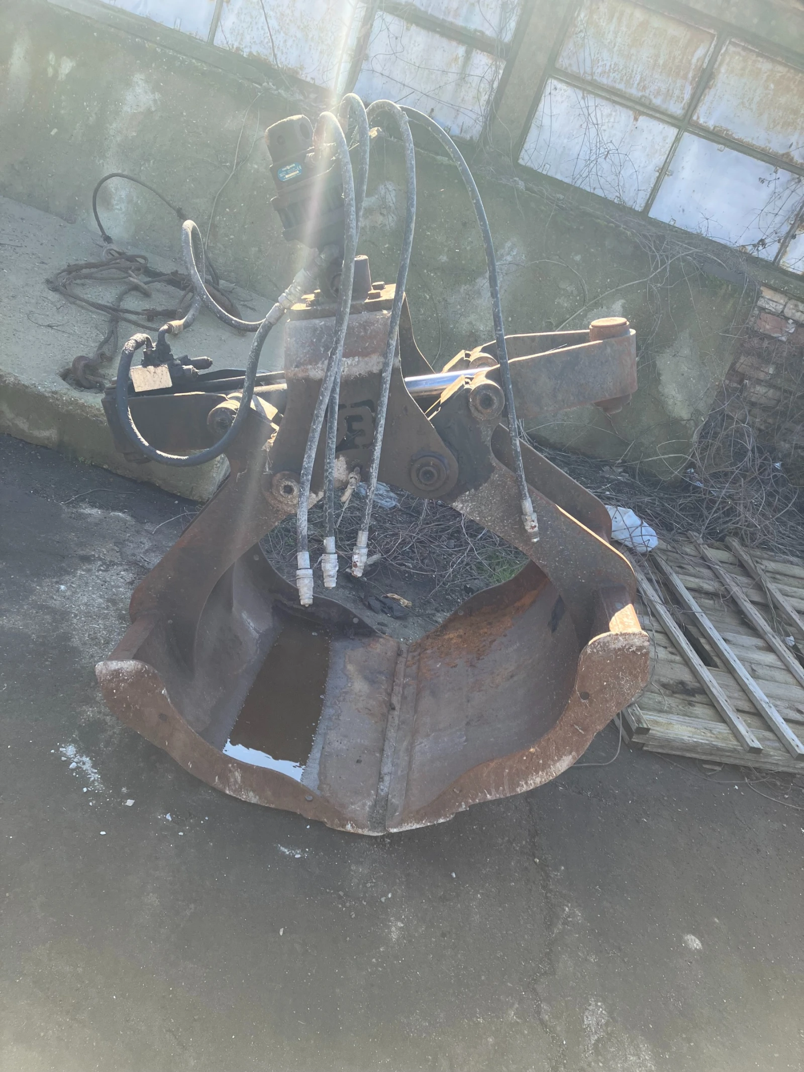 3 ��. �������� �� ������� ������ | Mobile.bg � ����������� 8