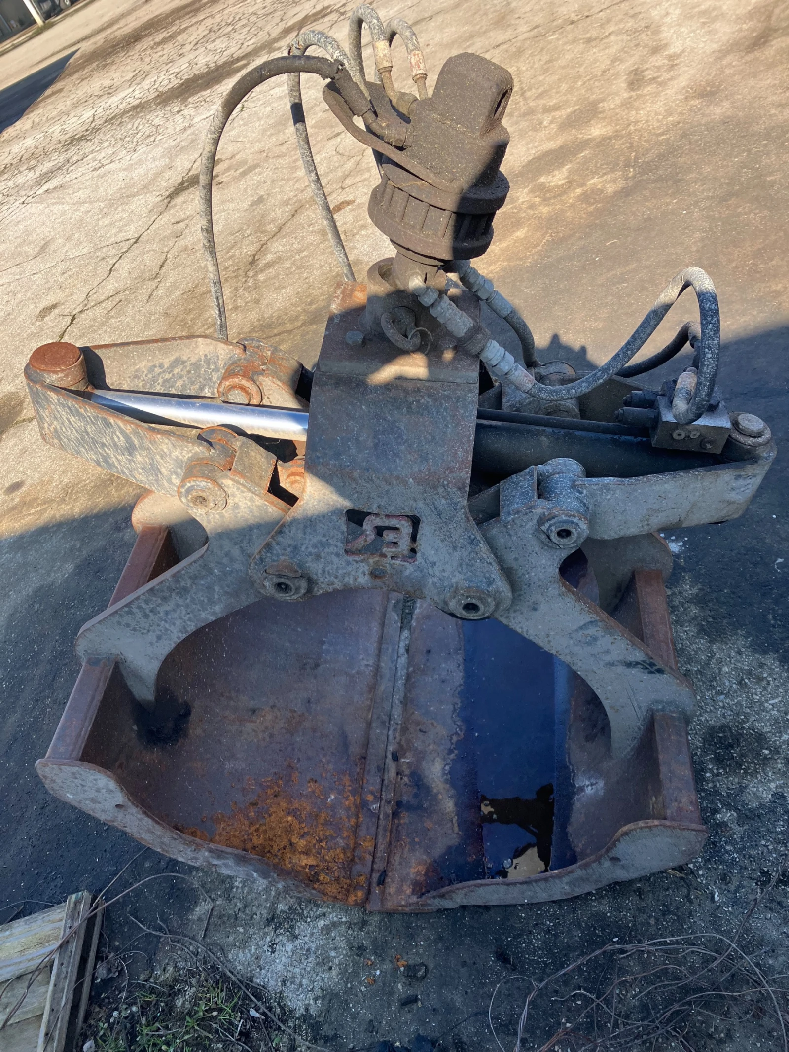 3 ��. �������� �� ������� ������ | Mobile.bg � ����������� 9