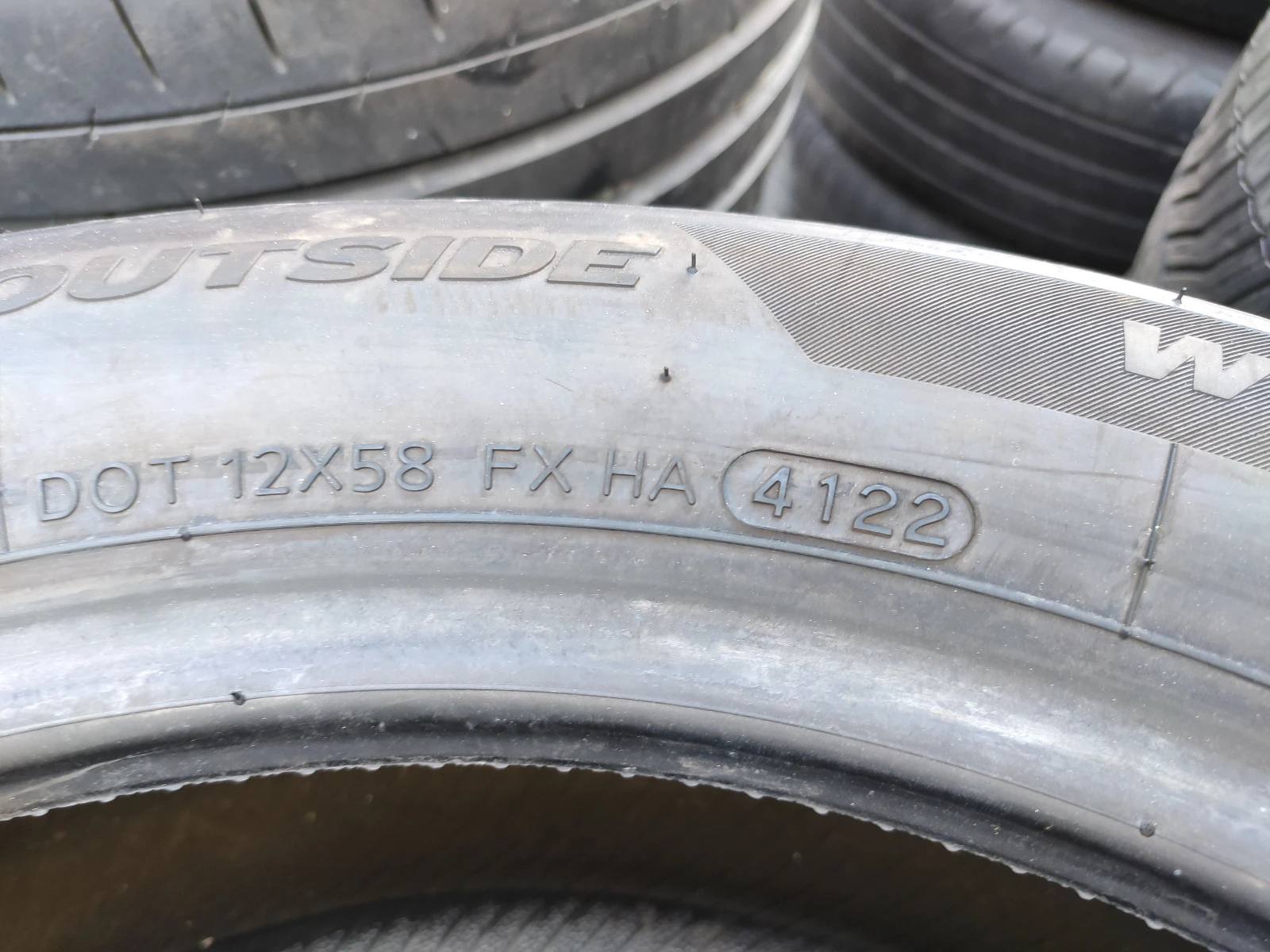 Гуми Зимни 205/55R17, снимка 9 - Гуми и джанти - 55477937