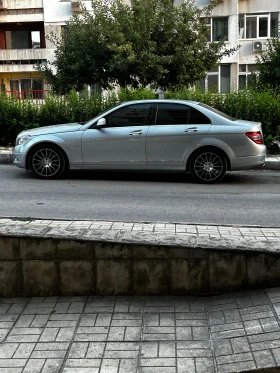 Mercedes-Benz C 320 4Matic, снимка 7