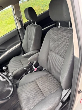 Toyota Corolla verso 2.2 D4D 136hp - 7500 лв. - 64222798 | Car24.bg
