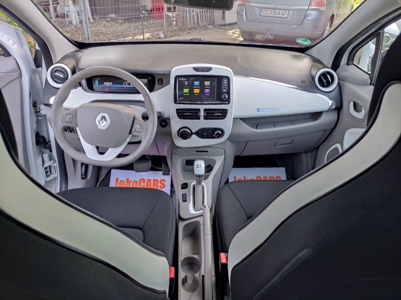 Renault Zoe Електрик, снимка 15 - Автомобили и джипове - 52621959