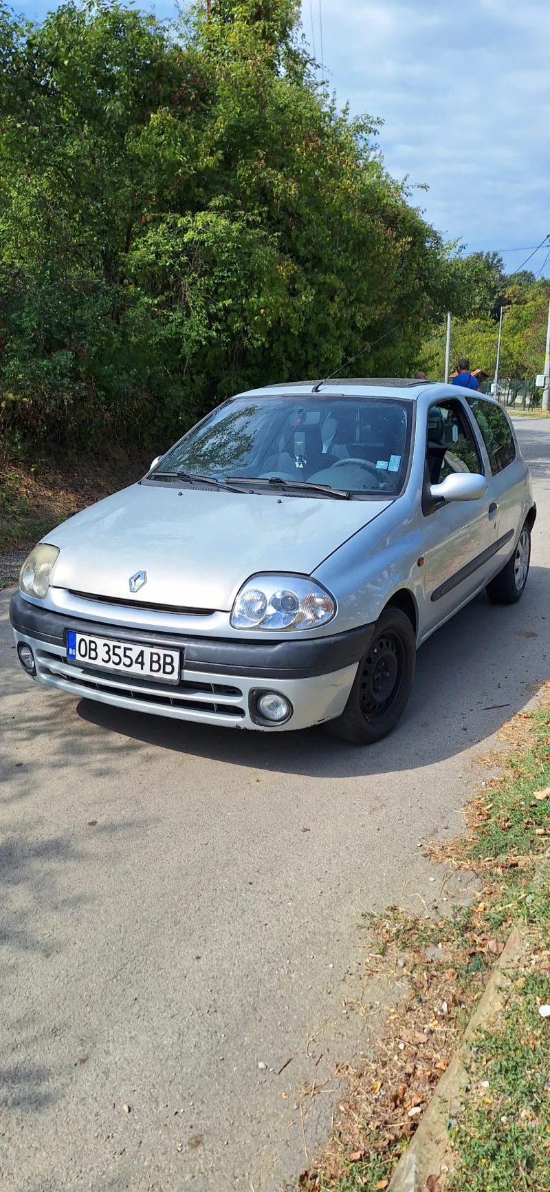 Renault Clio, снимка 3 - Автомобили и джипове - 47062461