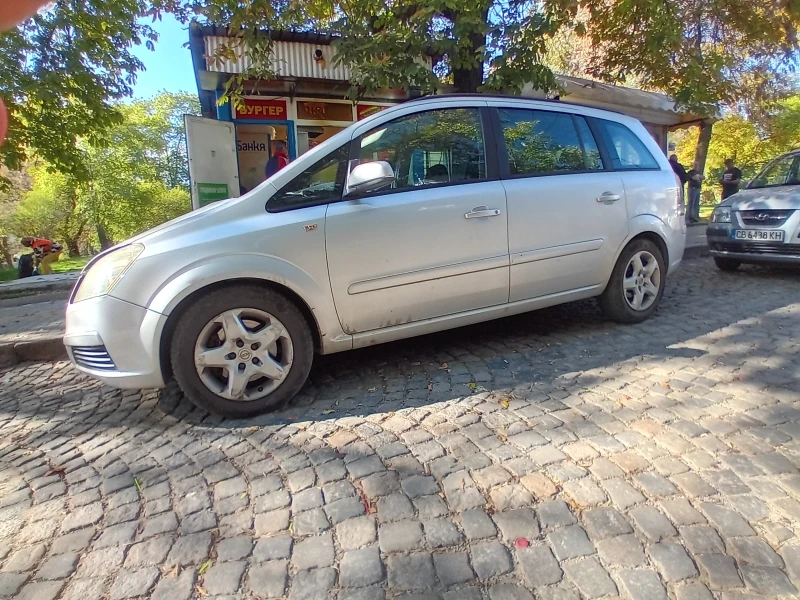 Opel Zafira, снимка 5 - Автомобили и джипове - 47605046