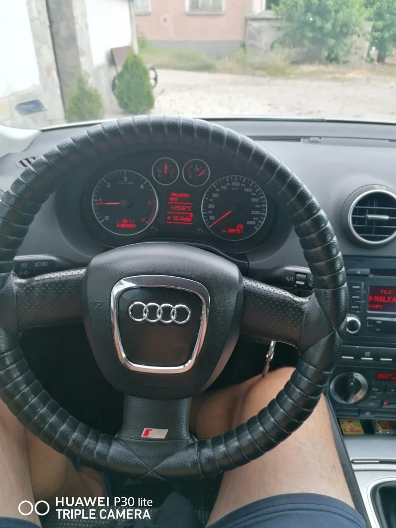 Audi A3 20 TDI, снимка 7 - Автомобили и джипове - 48092433