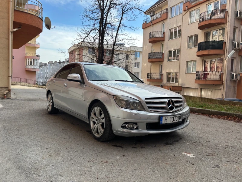 Mercedes-Benz C 320 4Matic, снимка 3 - Автомобили и джипове - 48601604