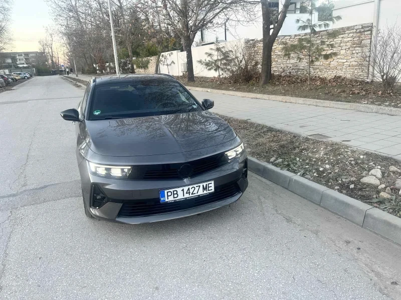 Opel Astra 1.5d, снимка 11 - Автомобили и джипове - 48688422