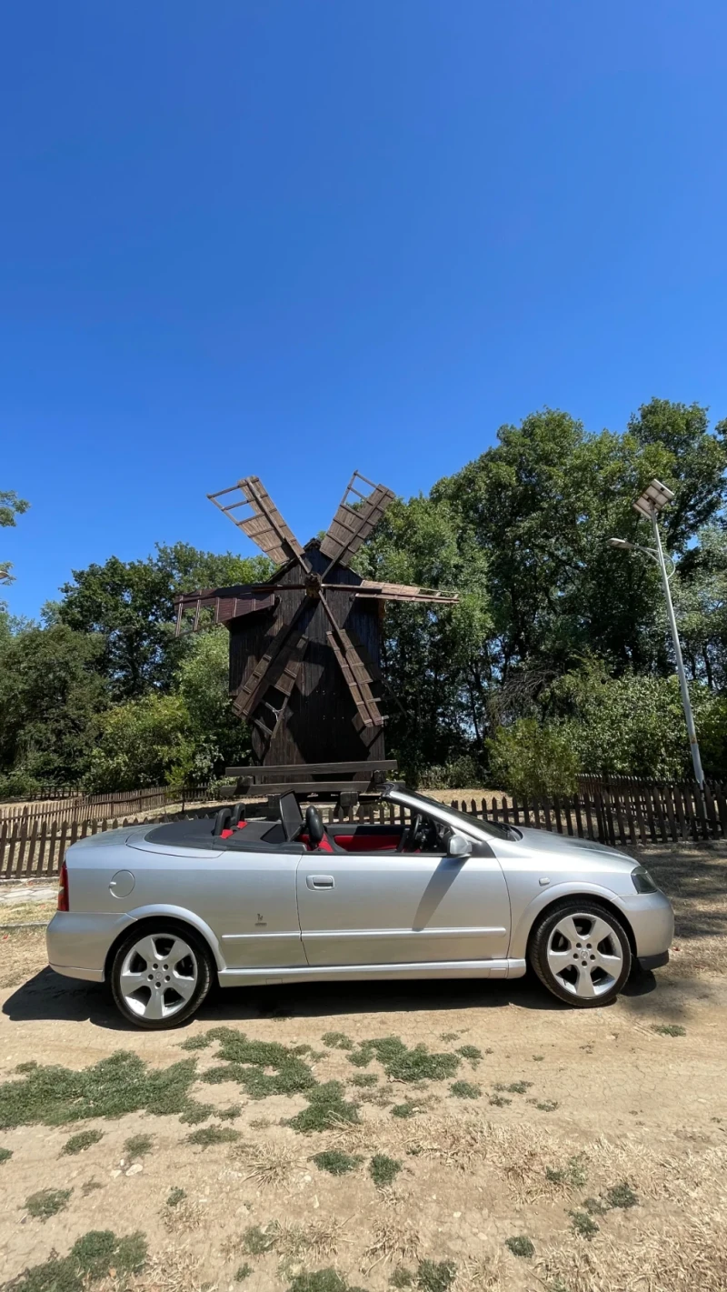 Opel Astra, снимка 6 - Автомобили и джипове - 51311575