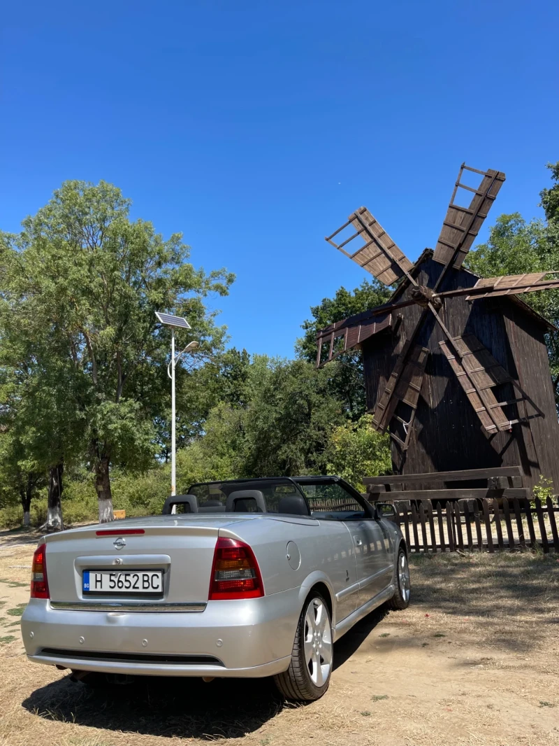 Opel Astra, снимка 4 - Автомобили и джипове - 51311575