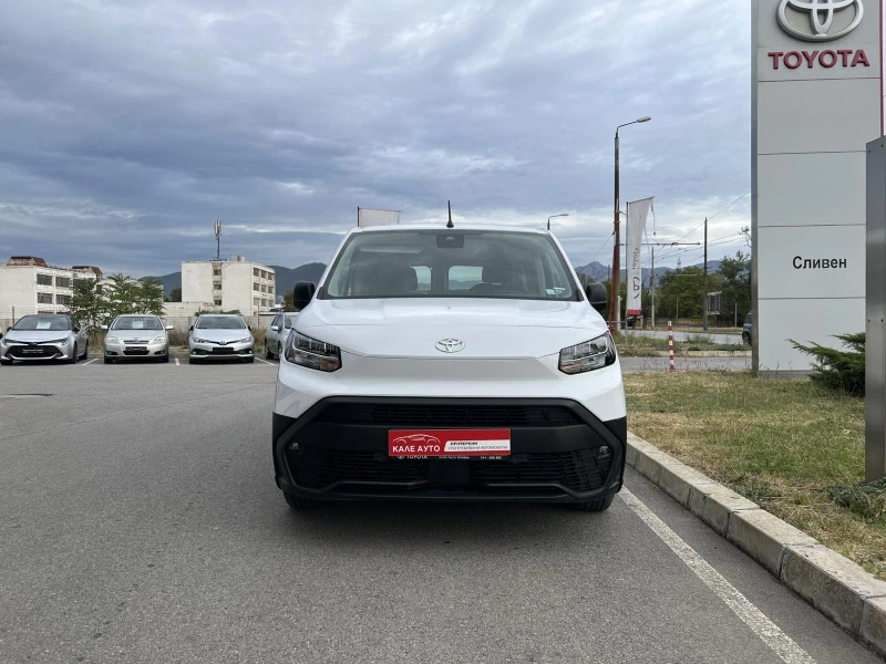 Toyota Proace City Verso 1.2P 6MT 4+ 1 Comfort N1, снимка 2 - Автомобили и джипове - 52075060