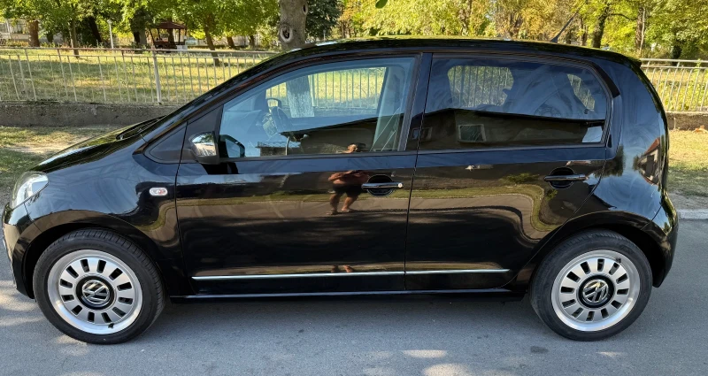 VW Up Evro 5, снимка 8 - Автомобили и джипове - 52326322