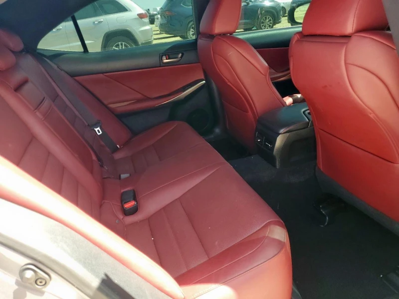 Lexus IS 300, снимка 9 - Автомобили и джипове - 52639823