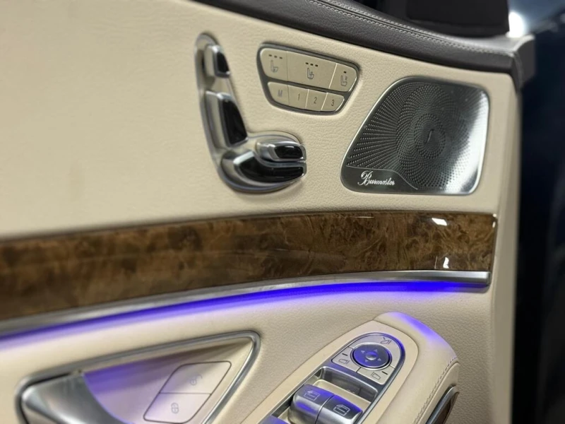 Mercedes-Benz S 550 * S550 4MATIC/CLEAN CARFAX/AMG PCKG/BURMESTER SOUN, снимка 9 - Автомобили и джипове - 52996682