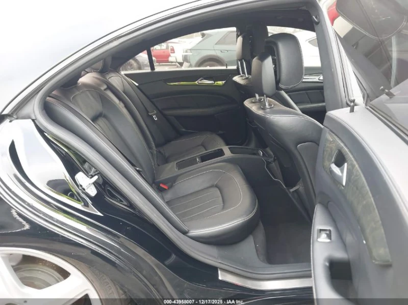 Mercedes-Benz CLS 550 4.6l, снимка 8 - Автомобили и джипове - 53418143
