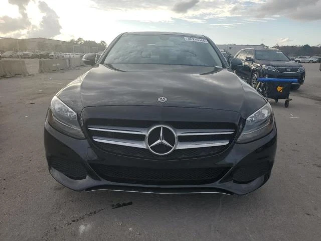 Mercedes-Benz C 300 Harman/Kardon* Обдухване* Камера, снимка 1 - Автомобили и джипове - 48616583