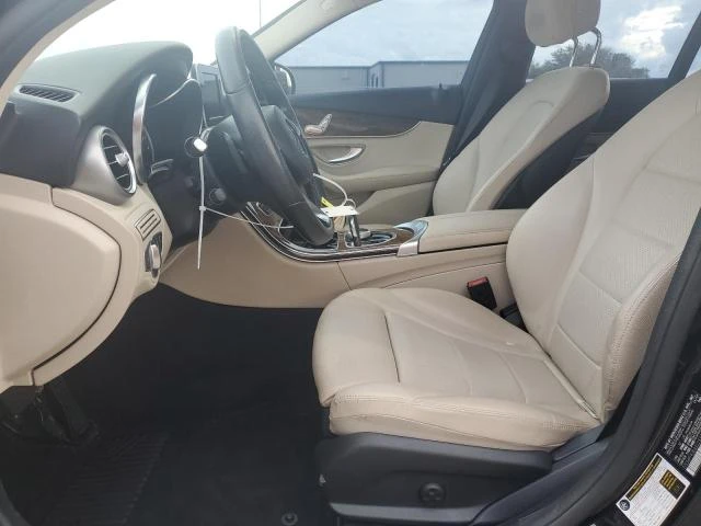 Mercedes-Benz C 300 Harman/Kardon* Обдухване* Камера, снимка 7 - Автомобили и джипове - 48616583