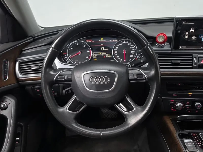 Audi A6 2.0 TDI, снимка 13 - Автомобили и джипове - 55057917