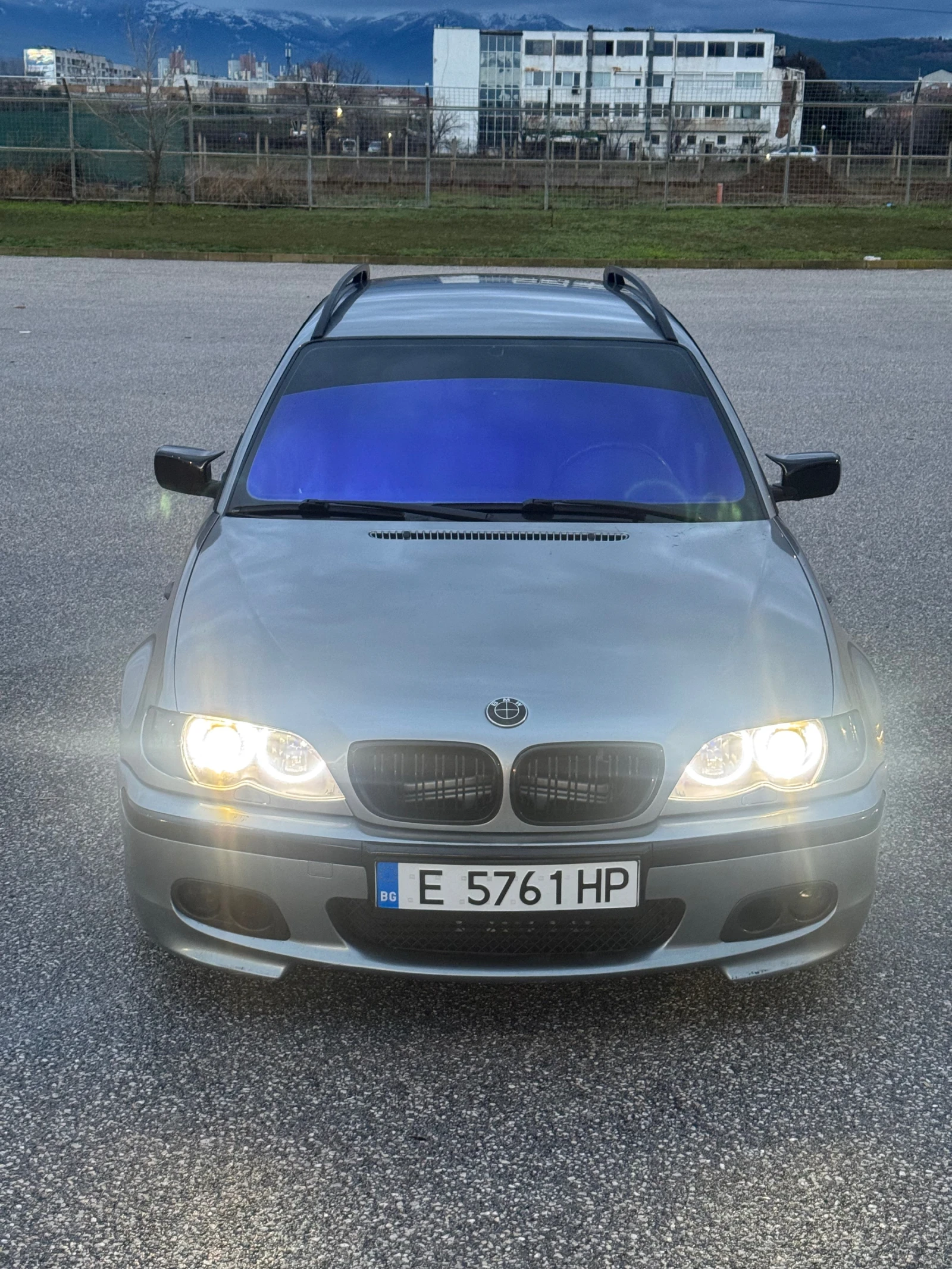 BMW 320, снимка 1