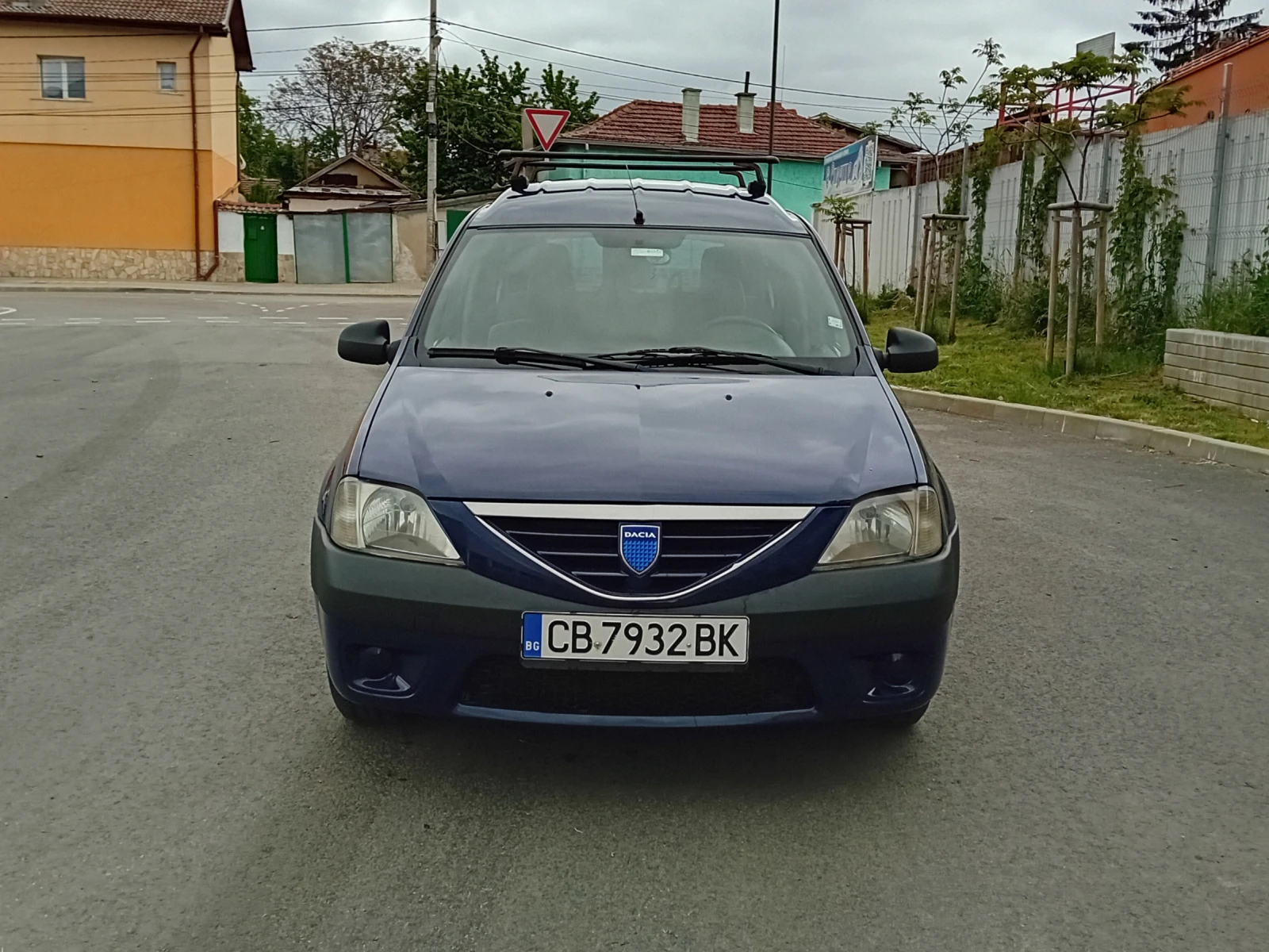 Dacia Logan 1.6 MPI Бензин Бартер - изображение 2