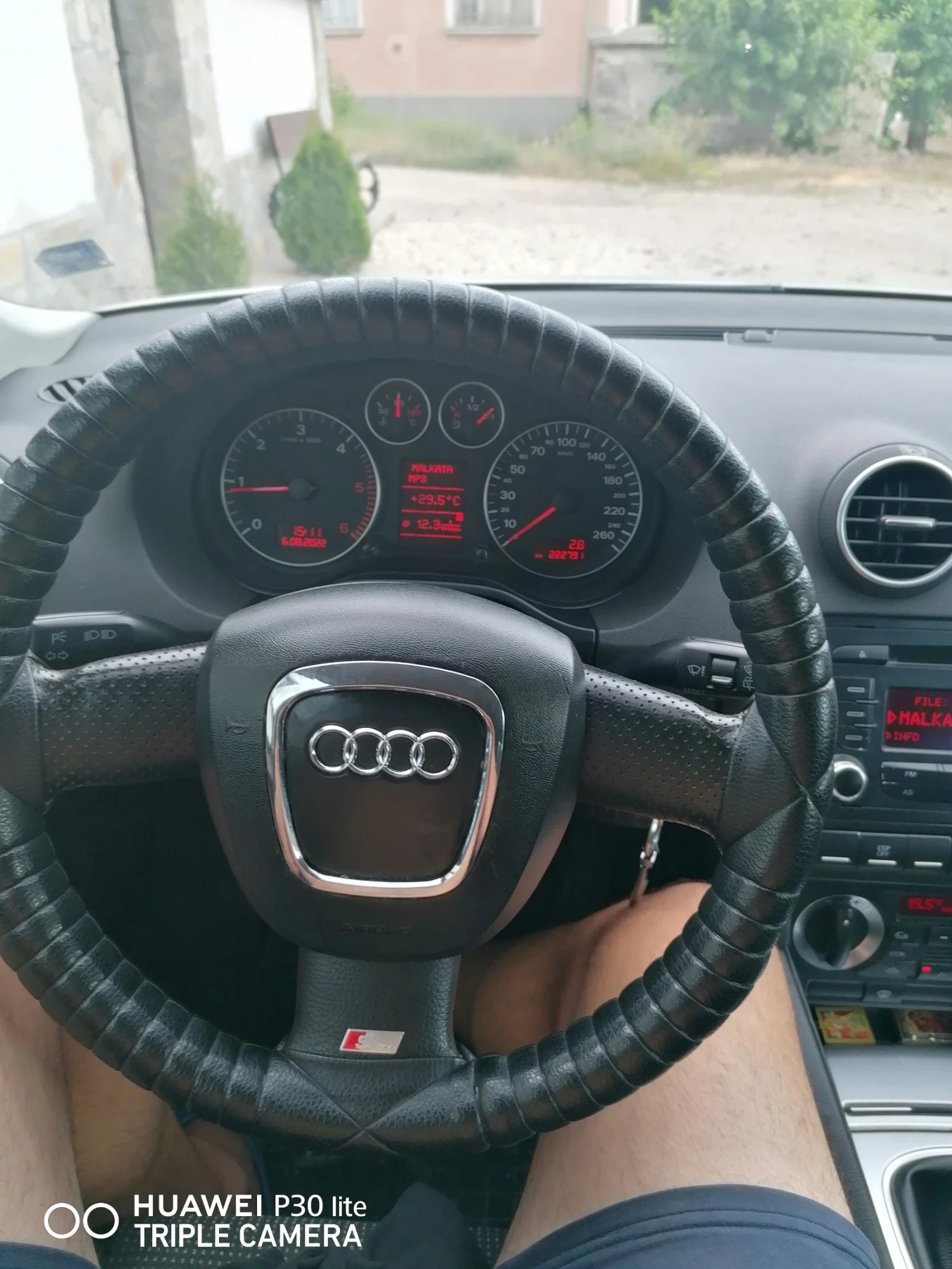 Audi A3 20 TDI - изображение 7