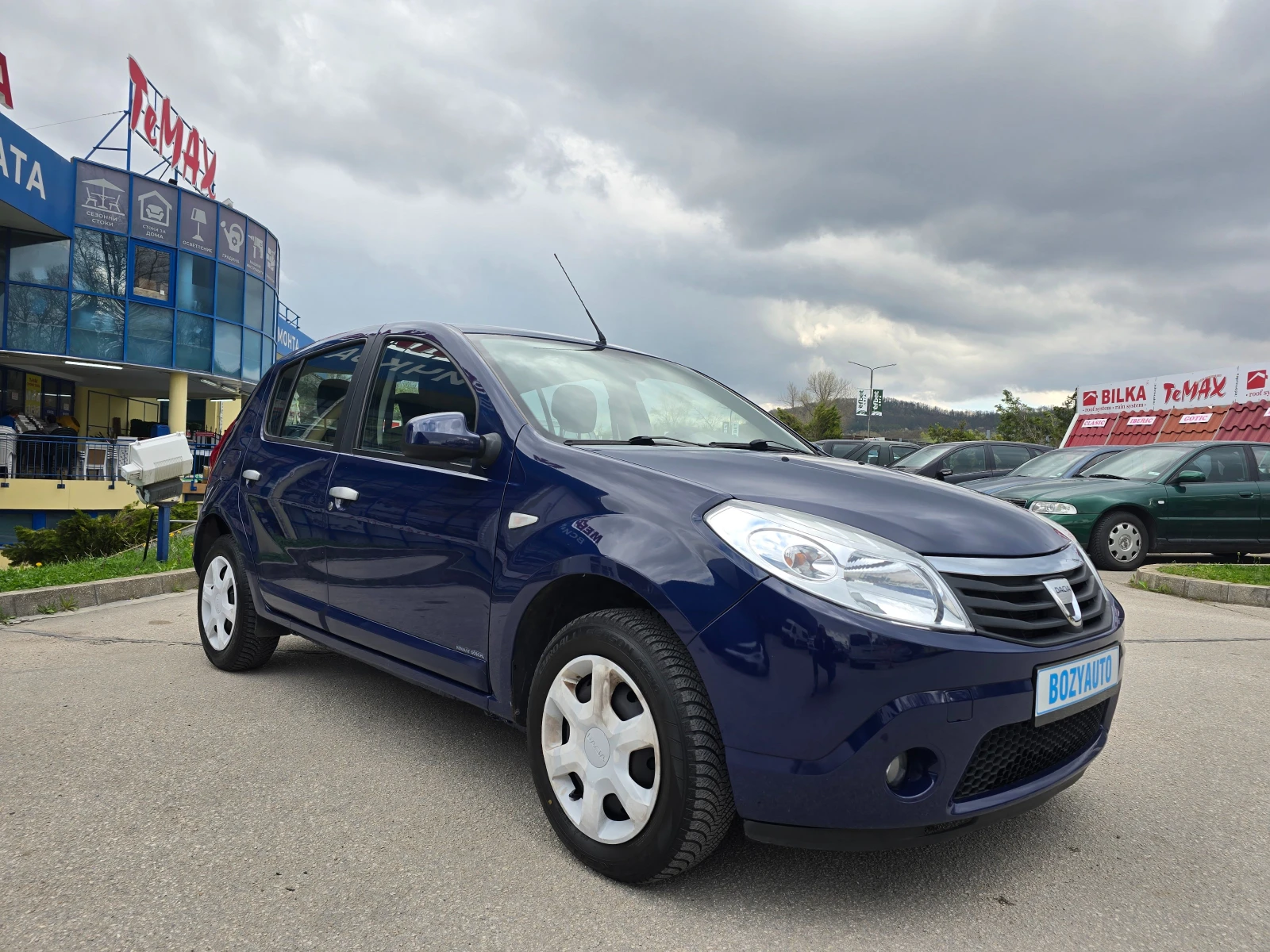 Dacia Sandero 1.2i/KLIMA | Mobile.bg — изображение 1