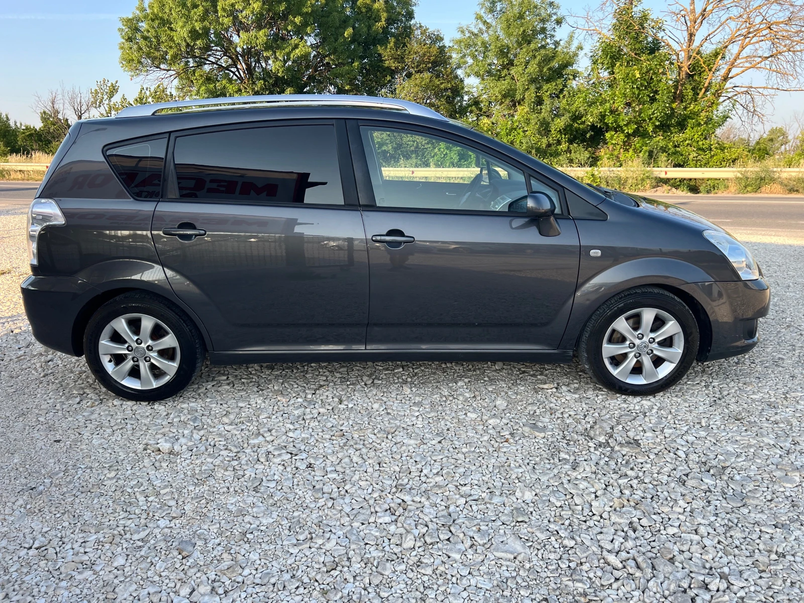 Toyota Corolla verso 2.2D4D/136p.s-Facelift/7 mesten - изображение 8
