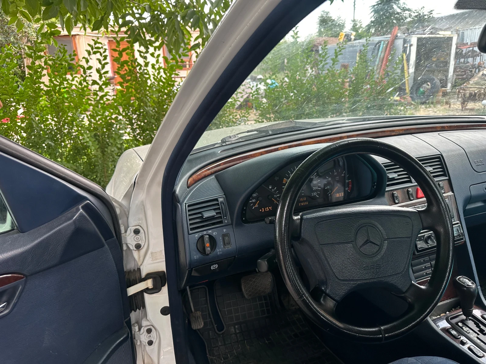 Mercedes-Benz C 250  - изображение 9