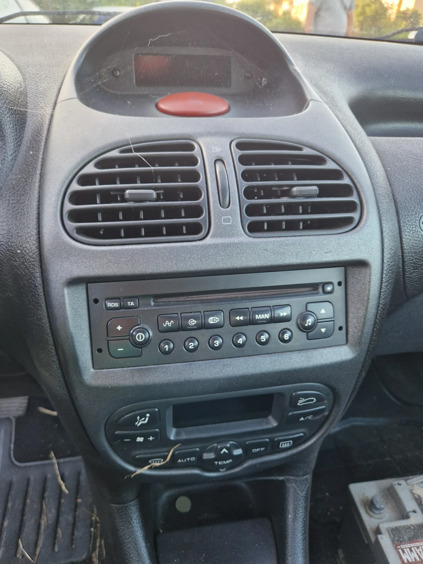 Peugeot 206 2.0 HDi - изображение 10