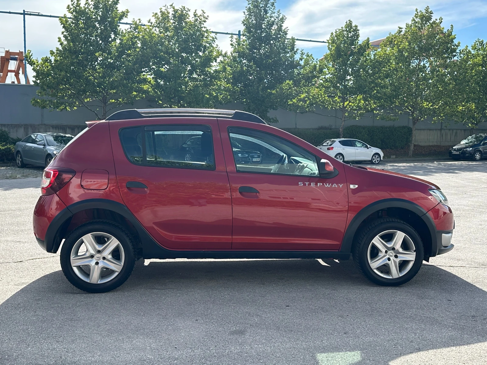 Dacia Sandero 1.5d 90 к.с. - изображение 5