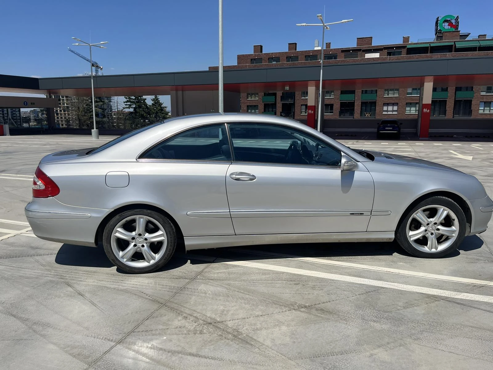 Mercedes-Benz CLK 3200 - изображение 2