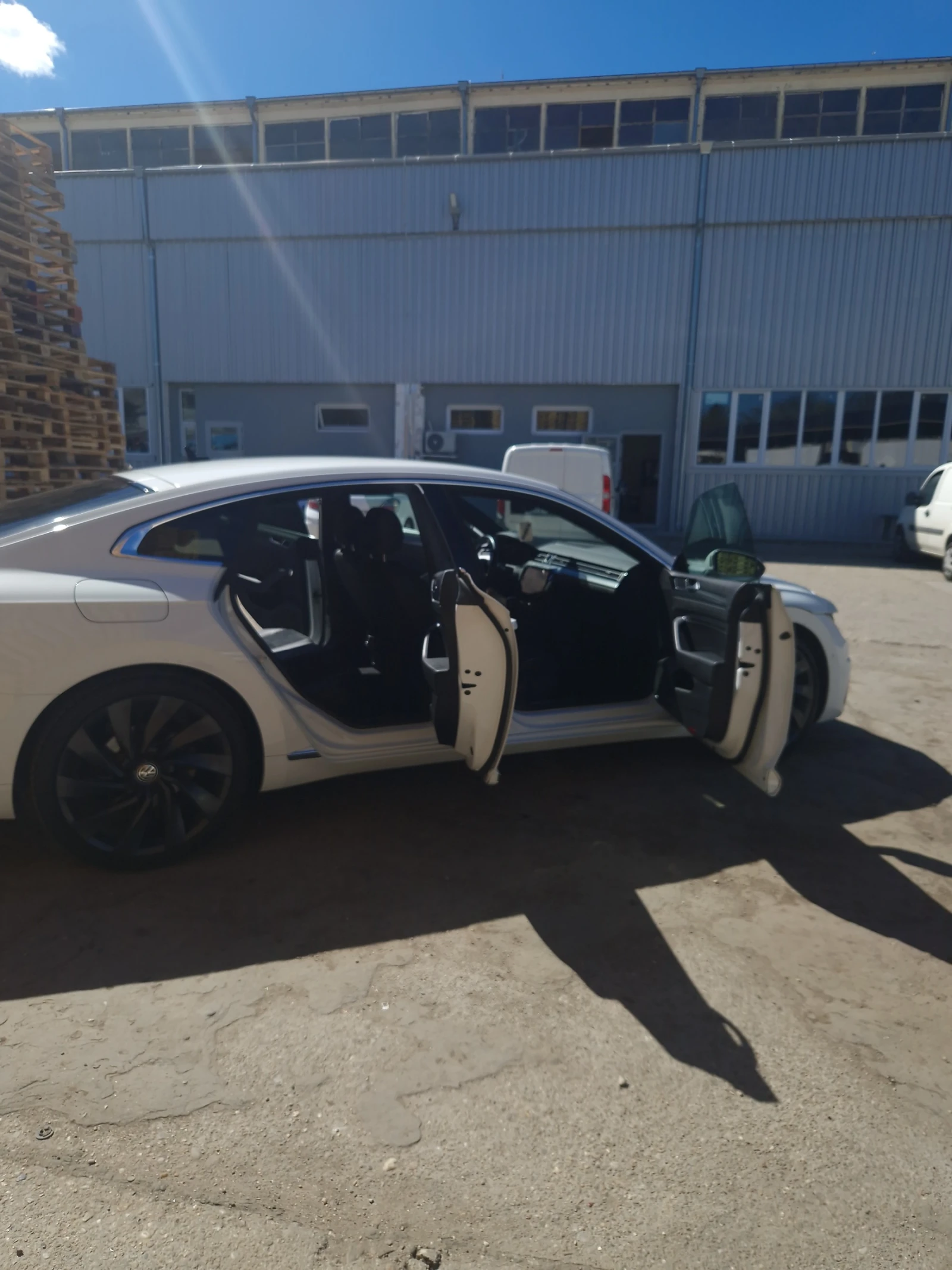 VW Arteon 2.0 - изображение 5