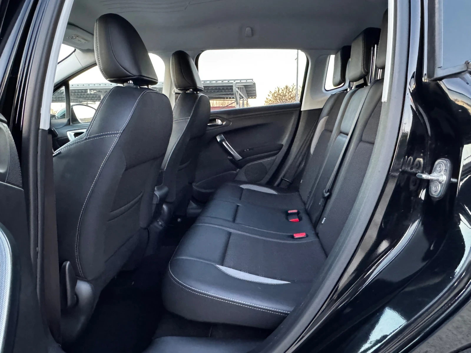 Peugeot 2008 1.2i   !!!134000!!! | Mobile.bg   8