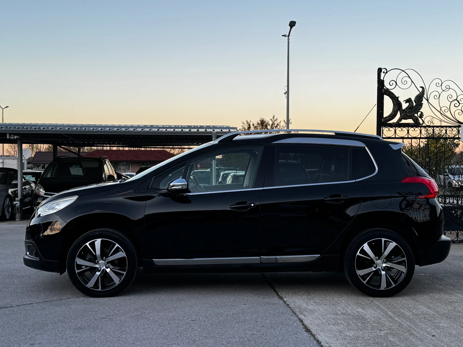 Peugeot 2008 1.2i   !!!134000!!! | Mobile.bg   3