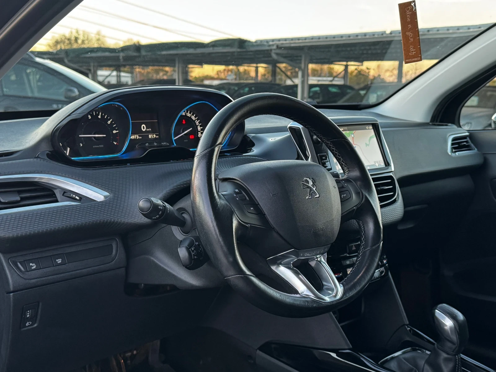 Peugeot 2008 1.2i   !!!134000!!! | Mobile.bg   6