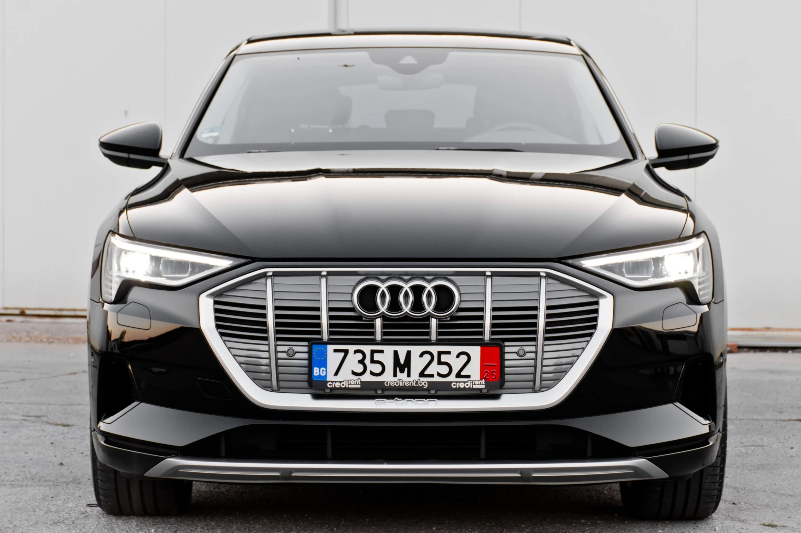 Audi E-Tron 55 с Пълна Гаранция - изображение 4