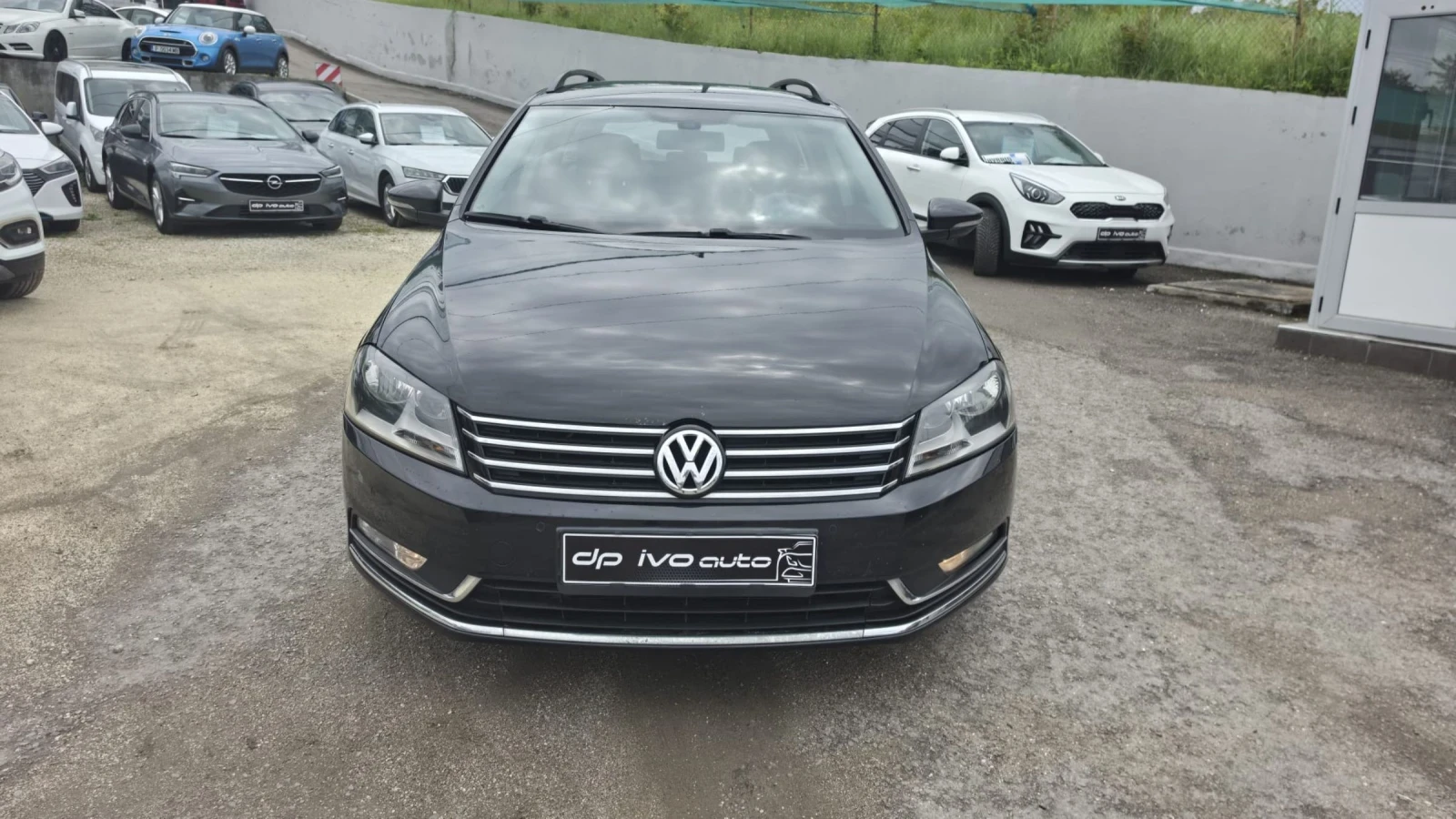VW Passat 2.0TDI* КОМБИ* ТОП ЦЕНА* , снимка 8 - Автомобили и джипове - 54650136