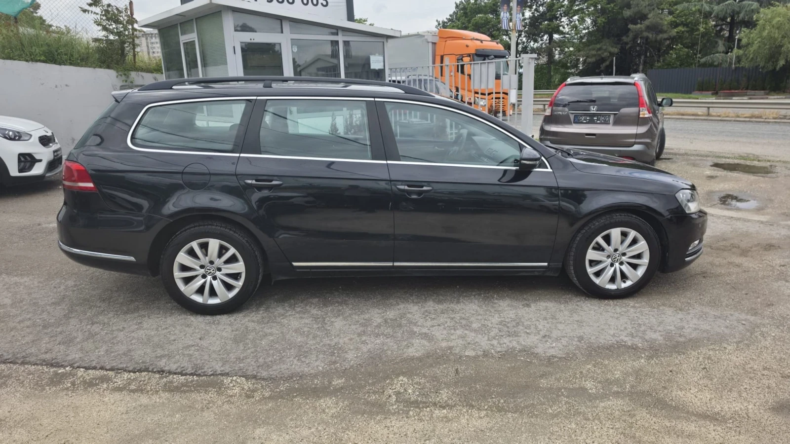 VW Passat 2.0TDI* КОМБИ* ТОП ЦЕНА* , снимка 6 - Автомобили и джипове - 54650136
