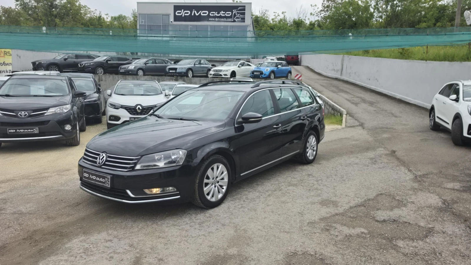 VW Passat 2.0TDI* КОМБИ* ТОП ЦЕНА* , снимка 17 - Автомобили и джипове - 54650136