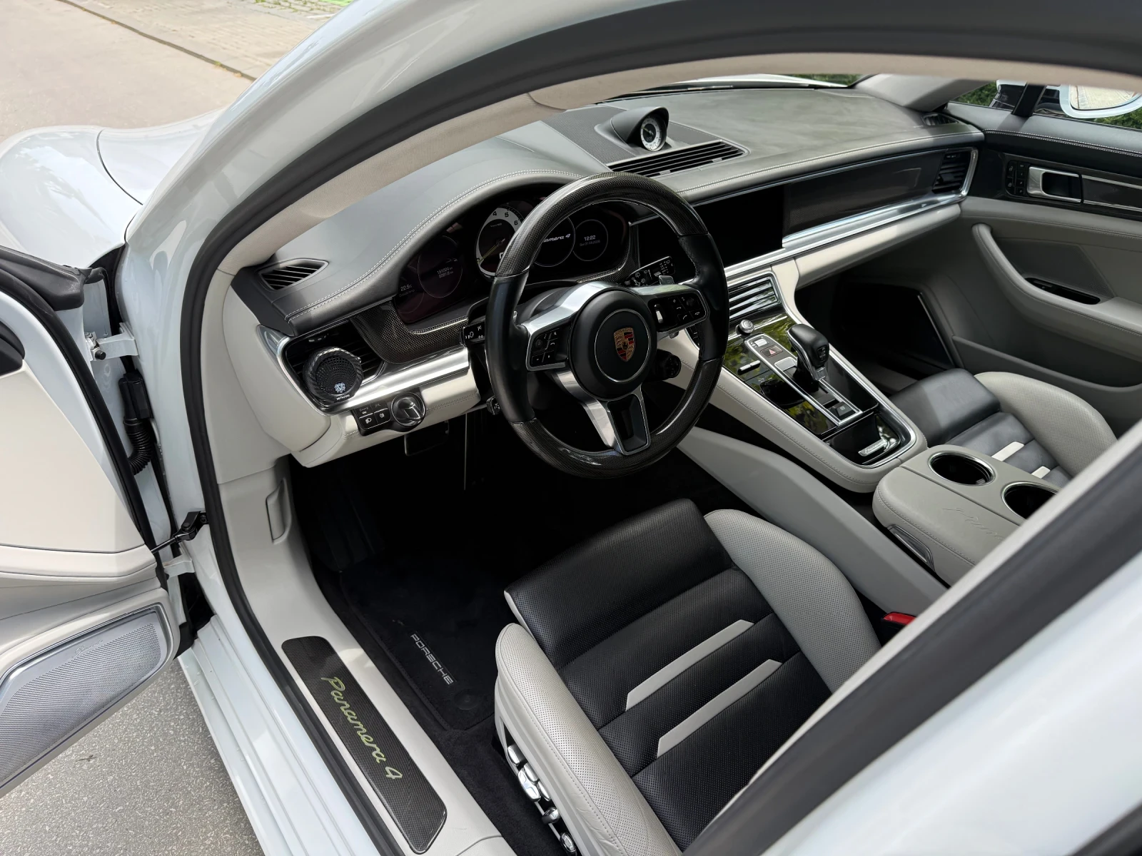 Porsche Panamera 4E-hybrid Sport Turismo, снимка 10 - Автомобили и джипове - 54726954