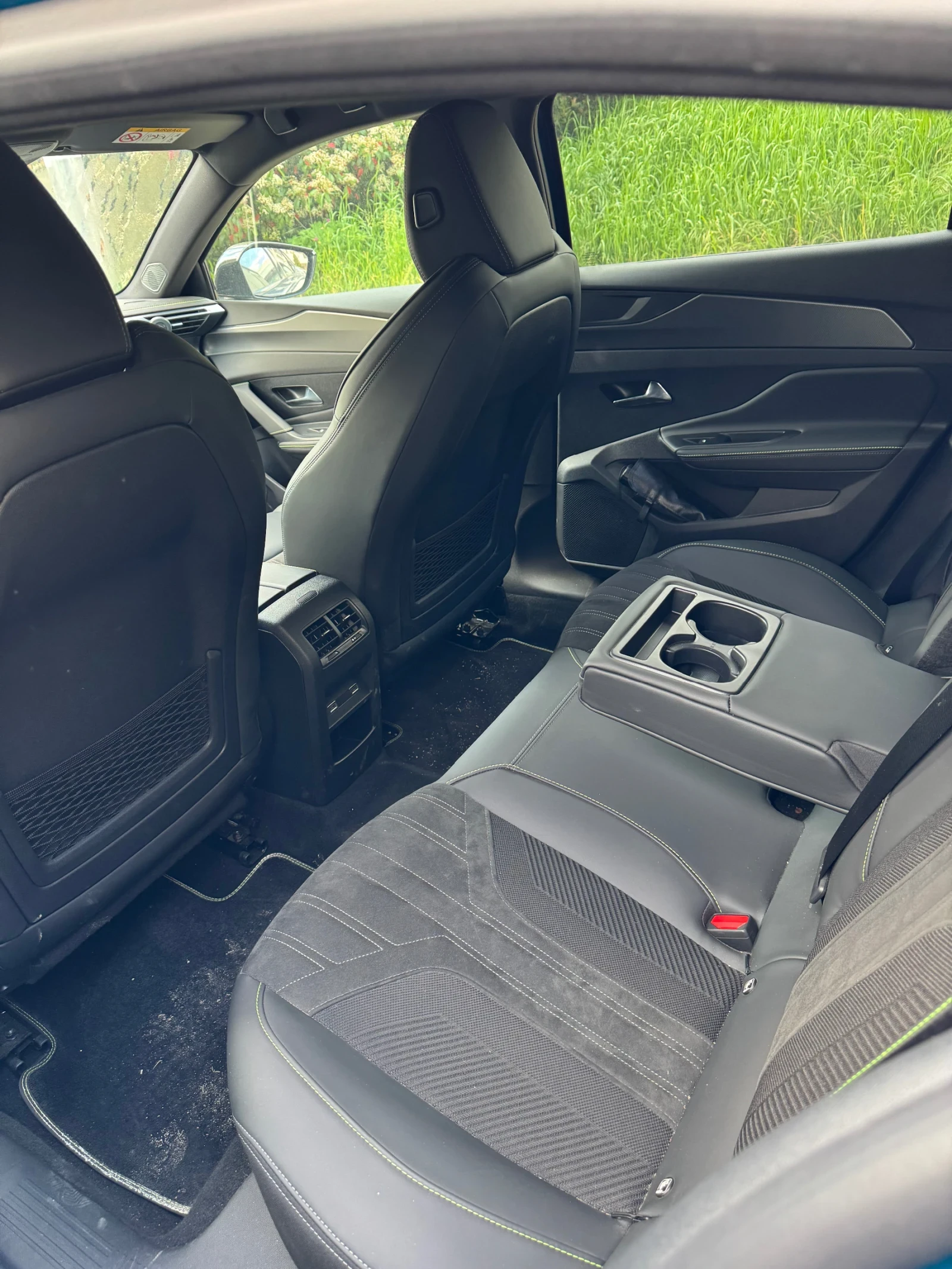 Peugeot 408 Plug-in хибрид, снимка 5 - Автомобили и джипове - 54947441