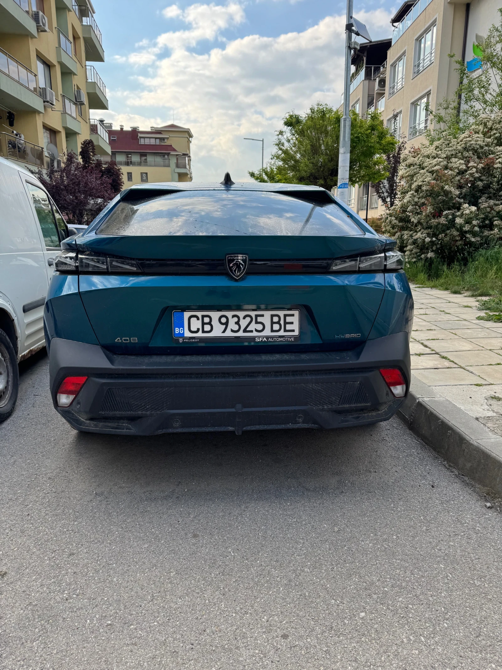 Peugeot 408 Plug-in хибрид, снимка 3 - Автомобили и джипове - 54947441