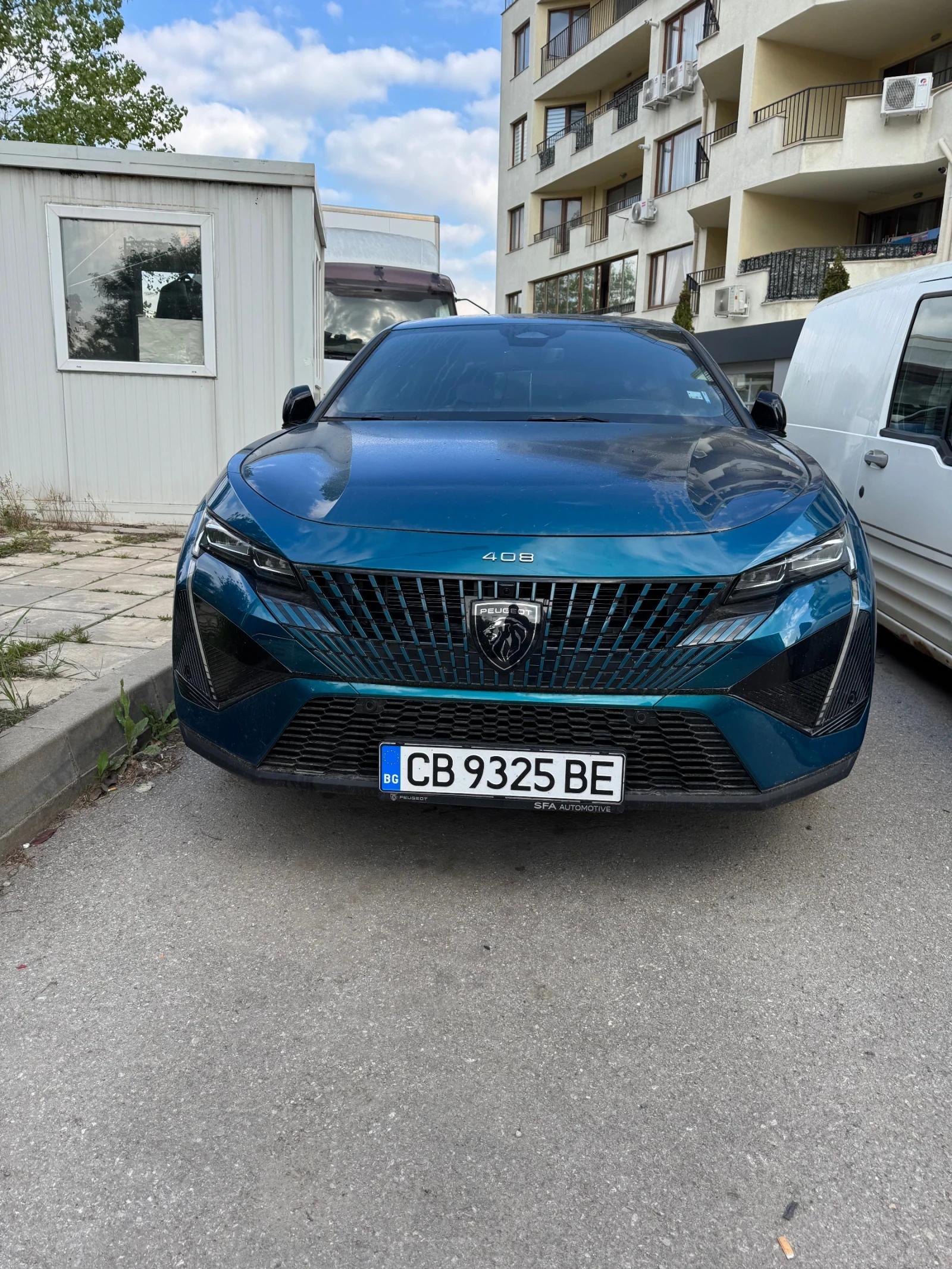 Peugeot 408 Plug-in хибрид