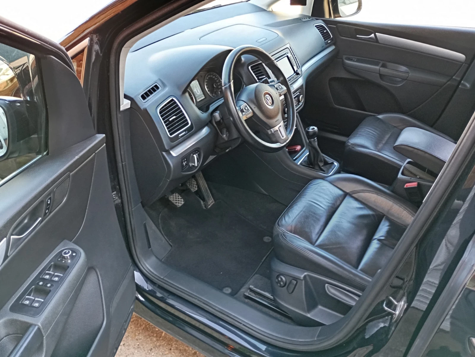 VW Sharan Ван, снимка 7 - Автомобили и джипове - 55042954