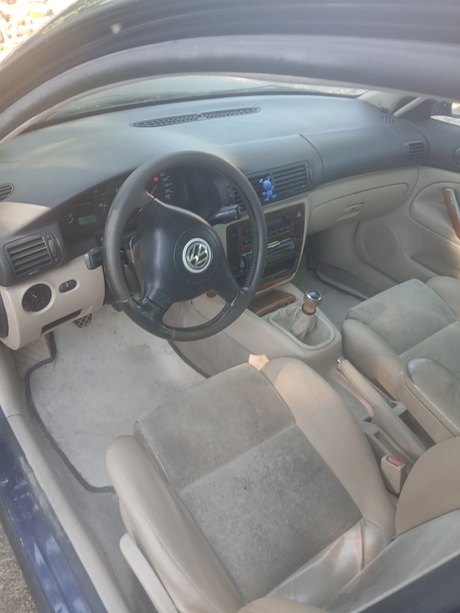 VW Passat, снимка 13 - Автомобили и джипове - 55738400