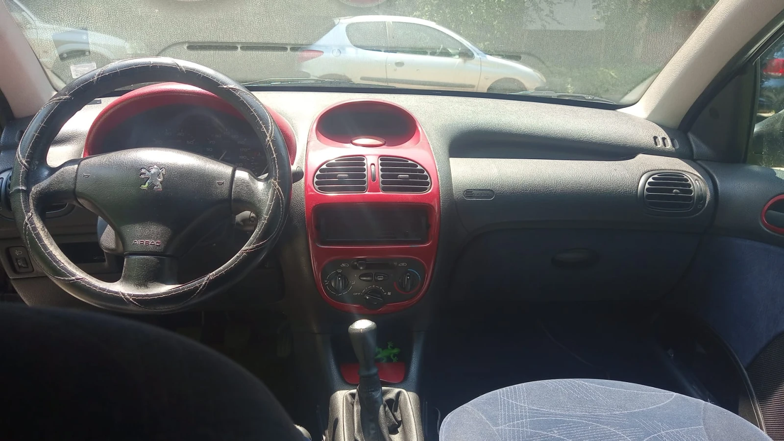 Peugeot 206, снимка 11 - Автомобили и джипове - 55502502