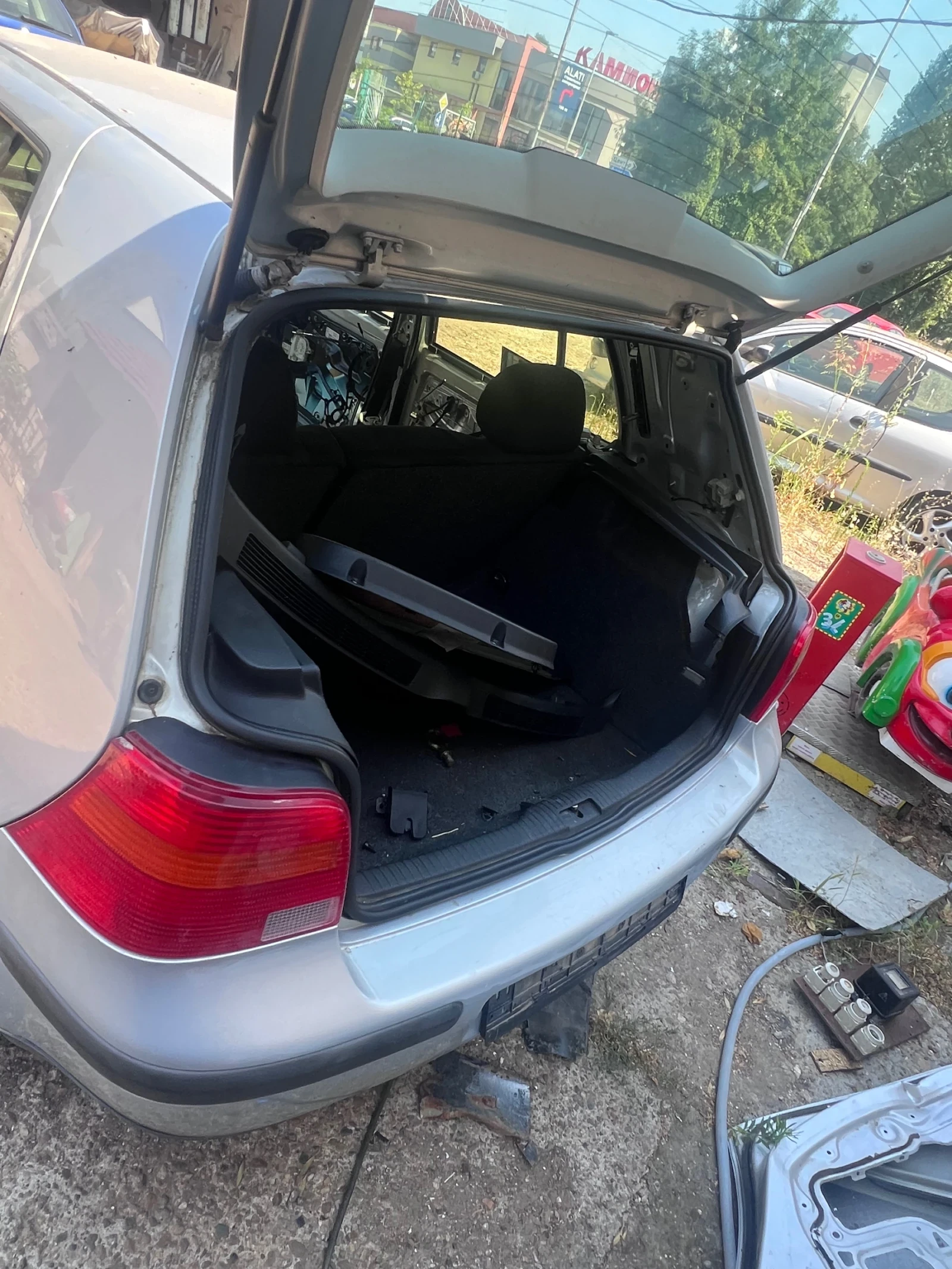 VW Golf 1.4i НА ЧАСТИ, снимка 14 - Автомобили и джипове - 55563540